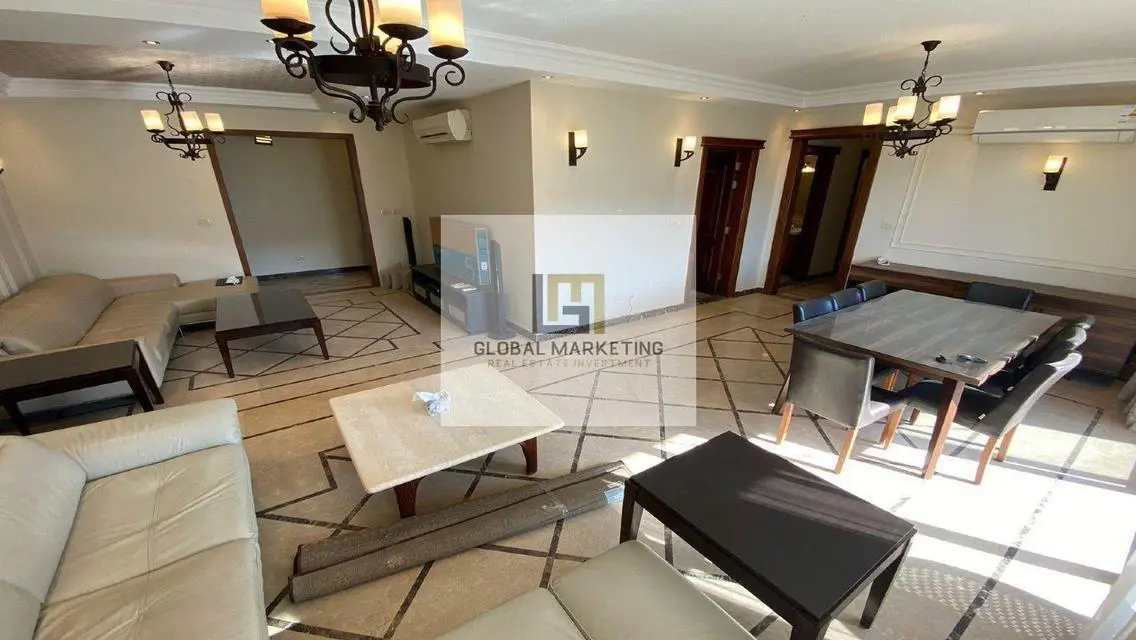 Fully furnished apartment for rent in Eastown