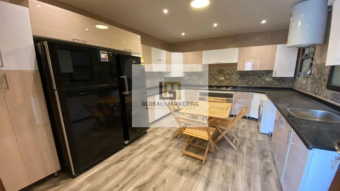 Fully furnished apartment for rent in Eastown