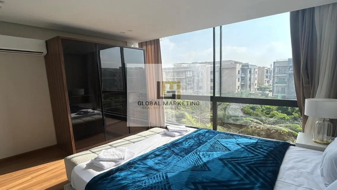 Ultra modern hotel apartment in Lake View Compound