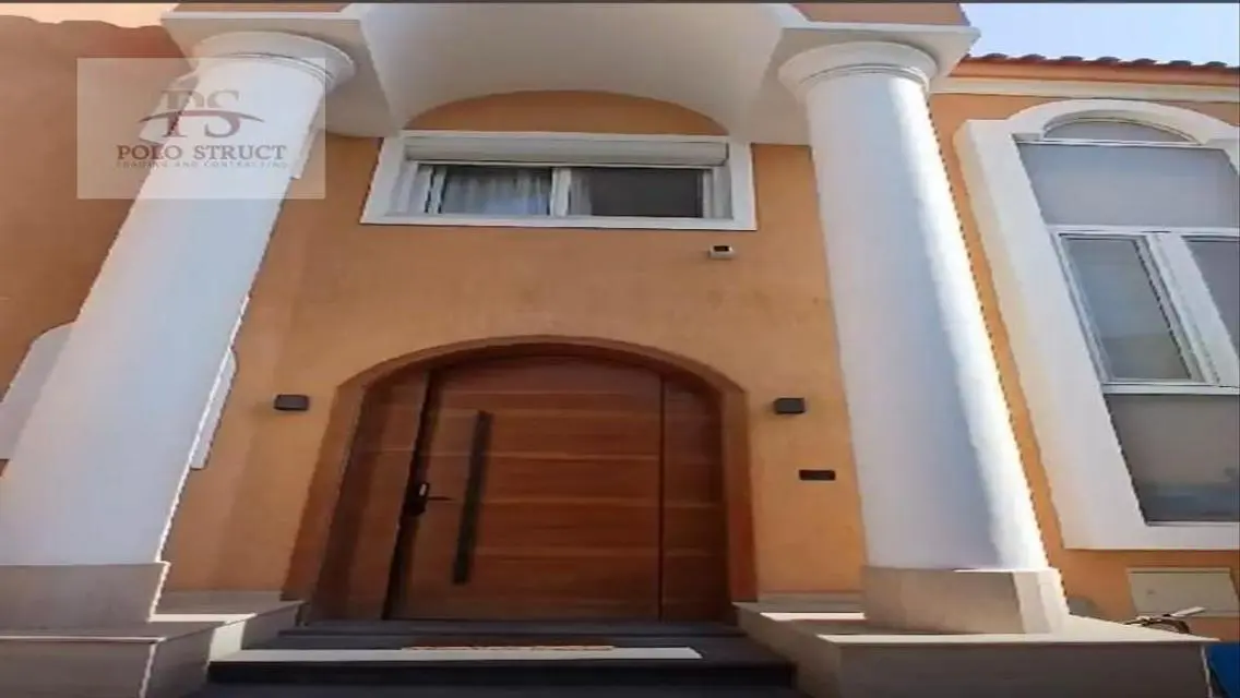 Luxury Property for Sale - 380 Square Meters with Stunning Views
