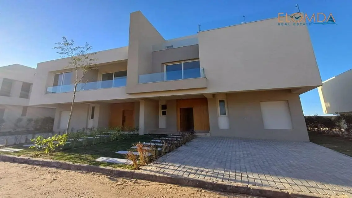 فيلا فى il Bayou سهل حشيش 4 غرف -تقسيط على 7 سنين