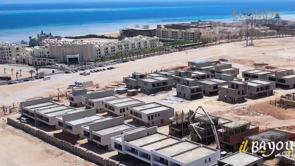 فيلا فى il Bayou سهل حشيش 4 غرف -تقسيط على 7 سنين