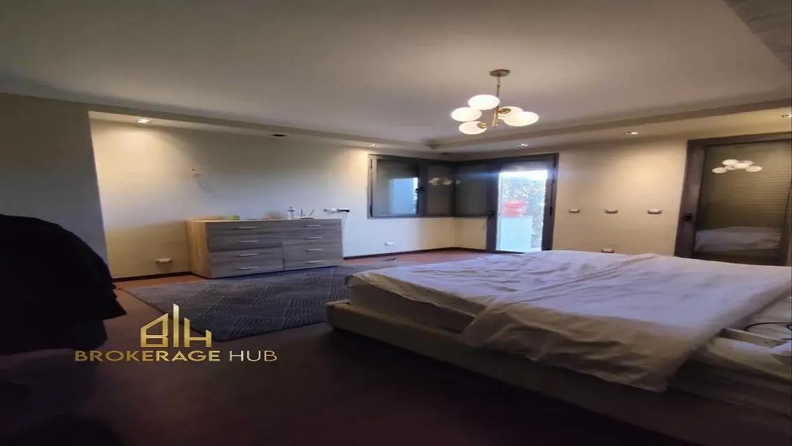 An apartment for rent in a location Eastown ,