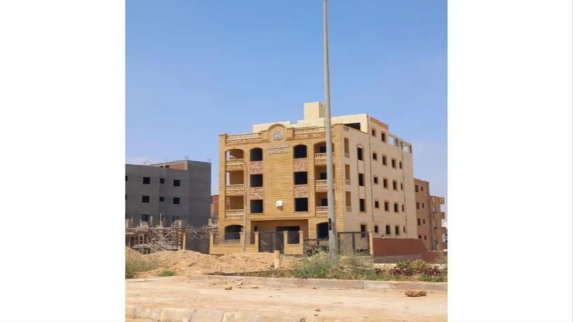 Luxury Apartment with Large Space, Terrace, and Private Garden