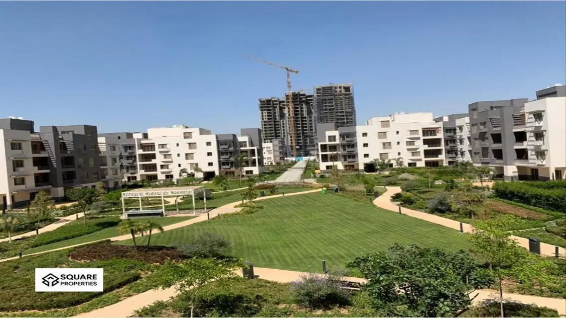 Apartment with garden first use in Aeon Compound