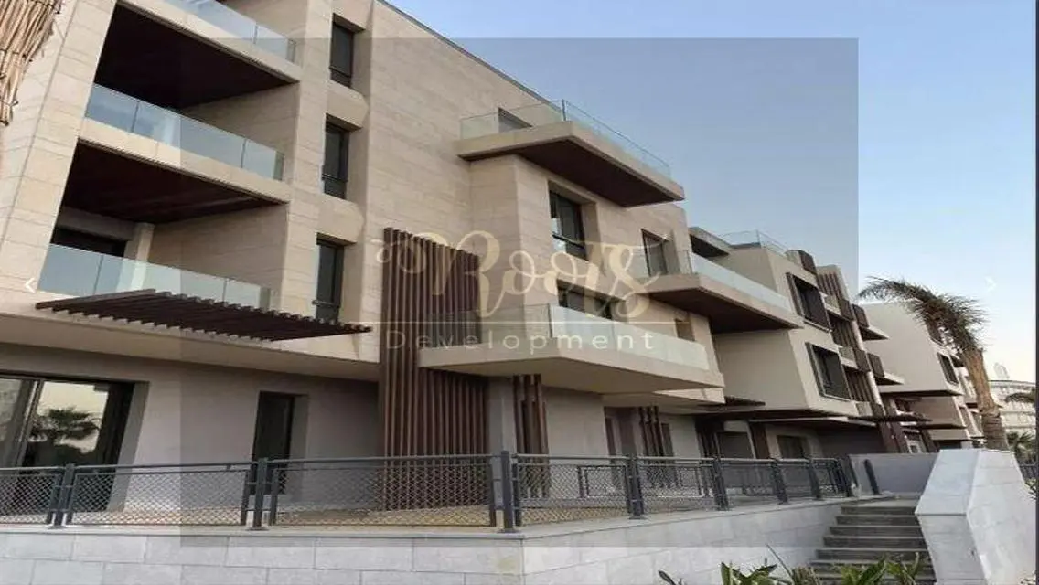 شقة بموقع مميز متشطبة بالكامل بالتكيفات