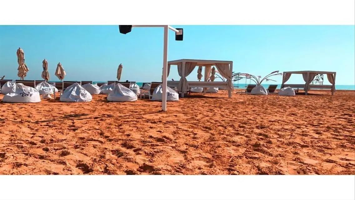 ستاندالون فيلا  للبيع في أزها تشطيب كامل