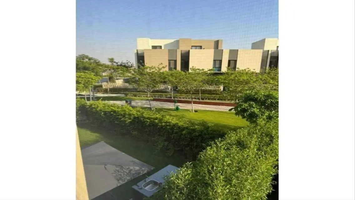 Own Townhouse 200m-Without DP in Shorouk/Al Burouj