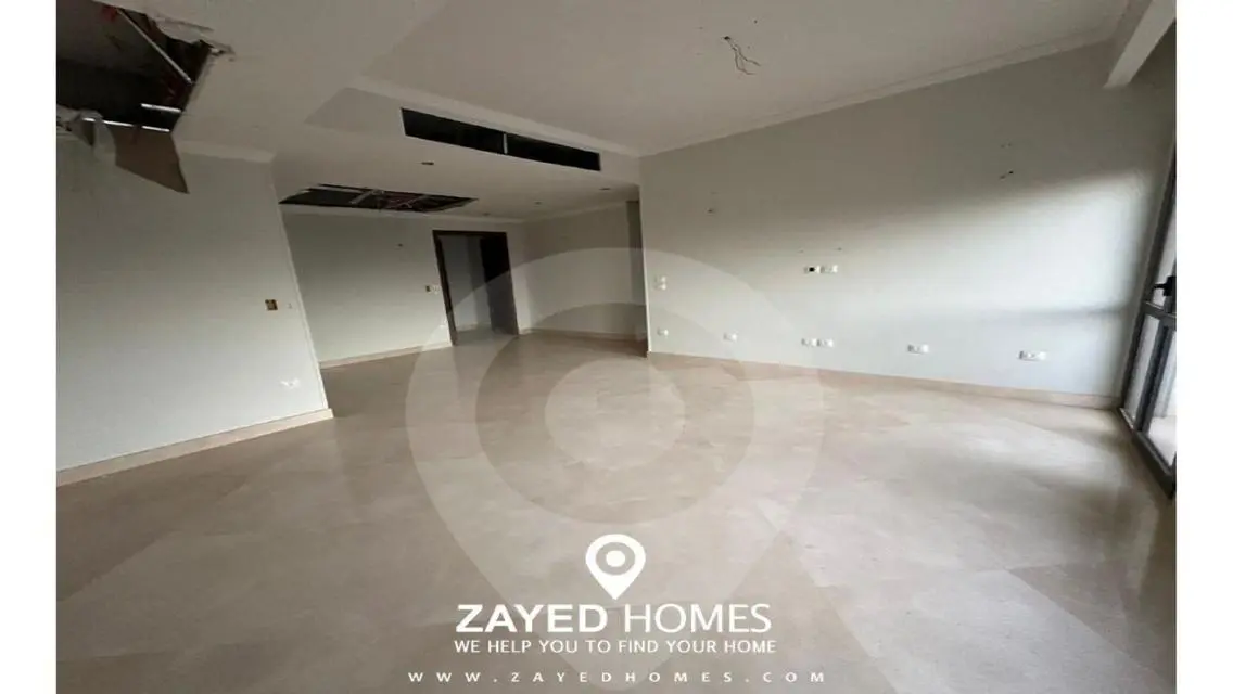 Apartment for rent in the Courtyard beverly hills