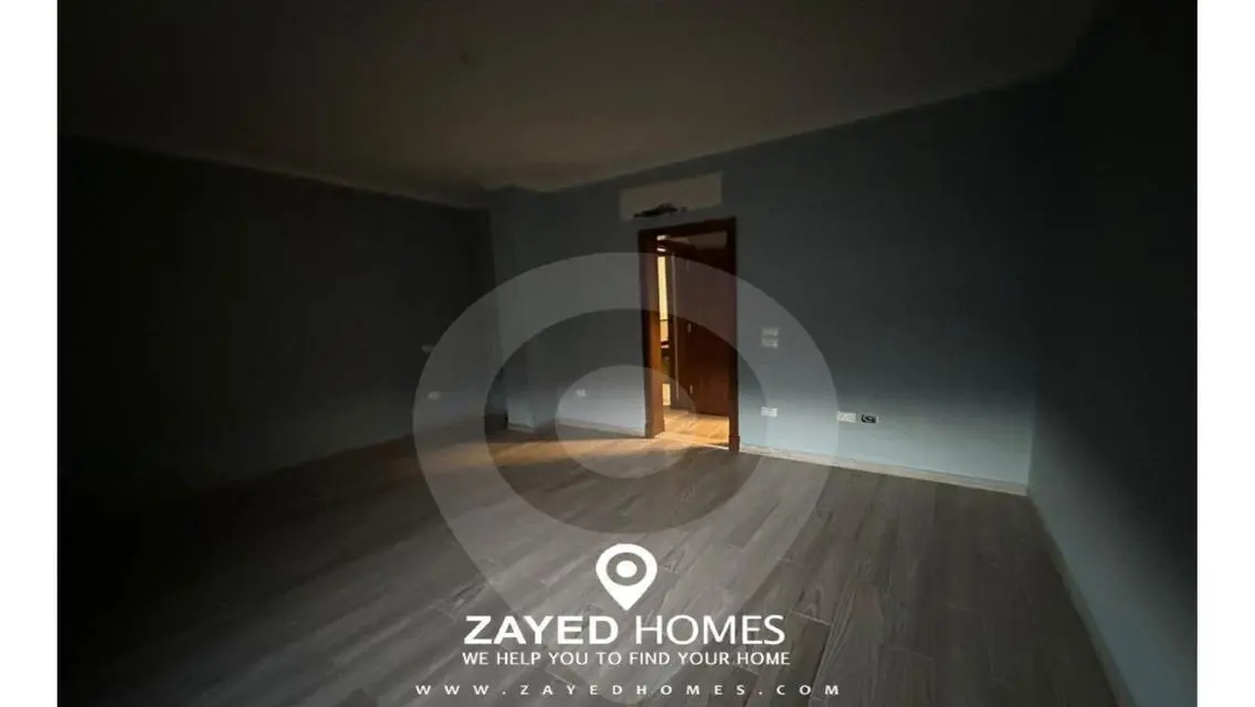 Apartment for rent in the Courtyard beverly hills
