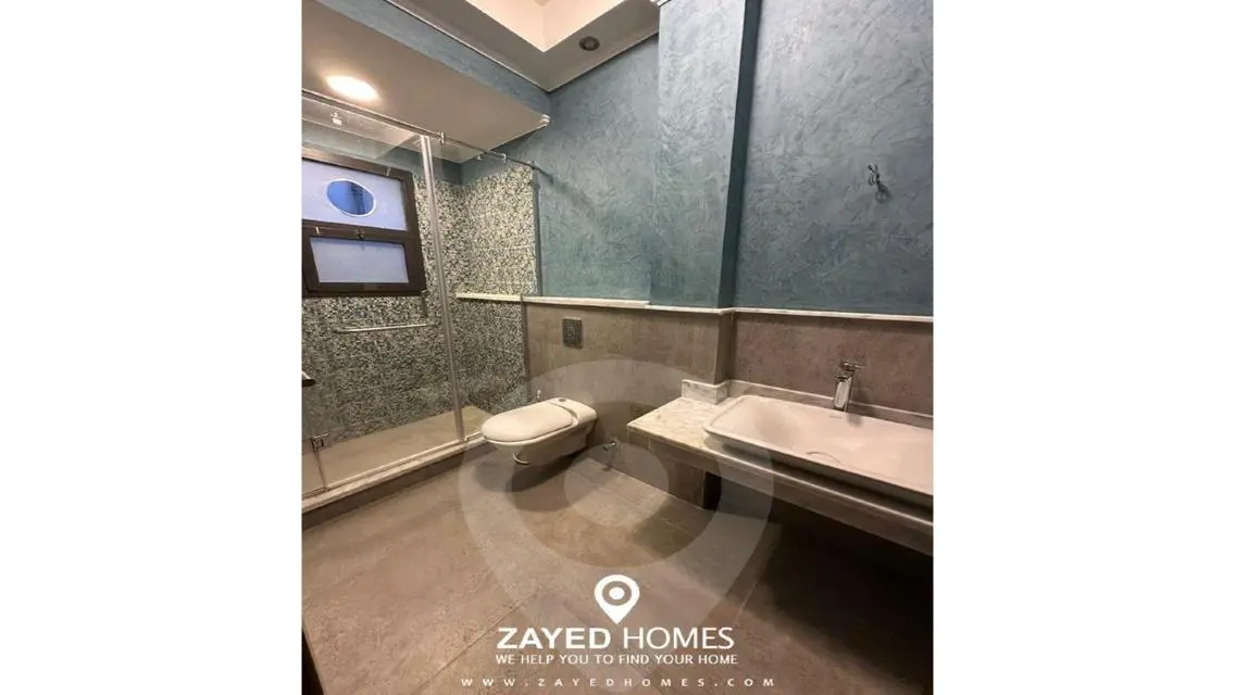 Apartment for rent in the Courtyard beverly hills