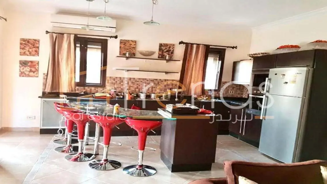 فيلا تطل على الجولف بحرى بالتكييفات