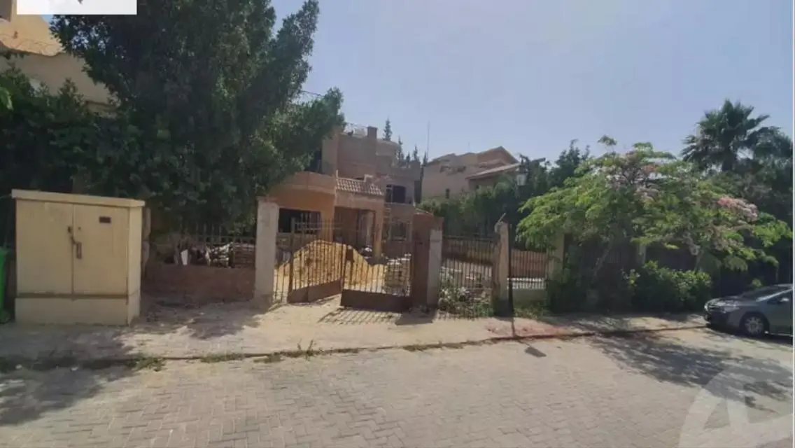 فيلا مستقلة مميزة للبيع بكمبوند تارا الشيخ زايد  .