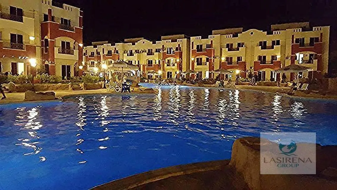 فيلا لقطه لسرعه البيع في اميز قري راس سدر صف اول