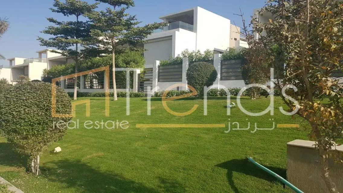 كورنر فيلا متشطبة استلام فورى للبيع فى المراسم