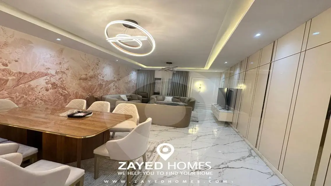 شقة اول سكن مفروشة بالكامل للايجار في one 16