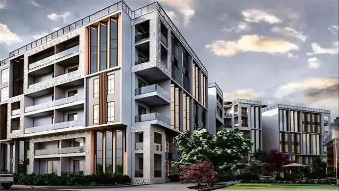 Apartment in Compound Ground floor with garden