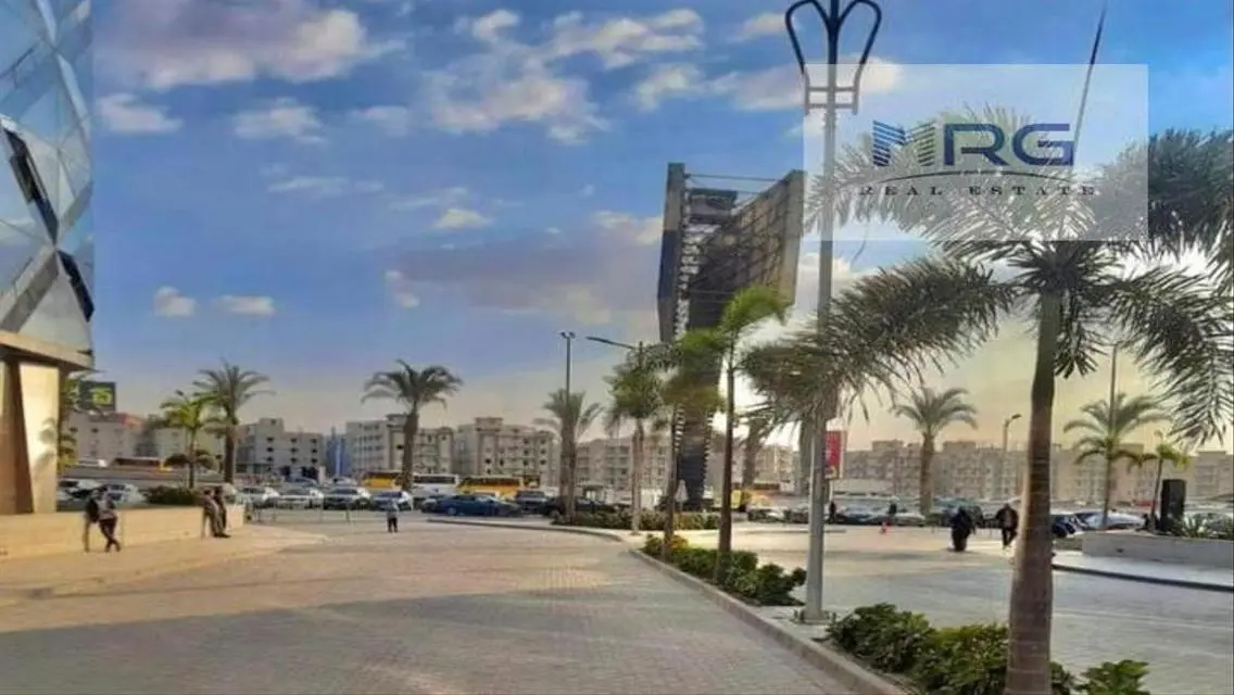 Apartment 185 sqm, 3 rooms, 3 bathrooms, living