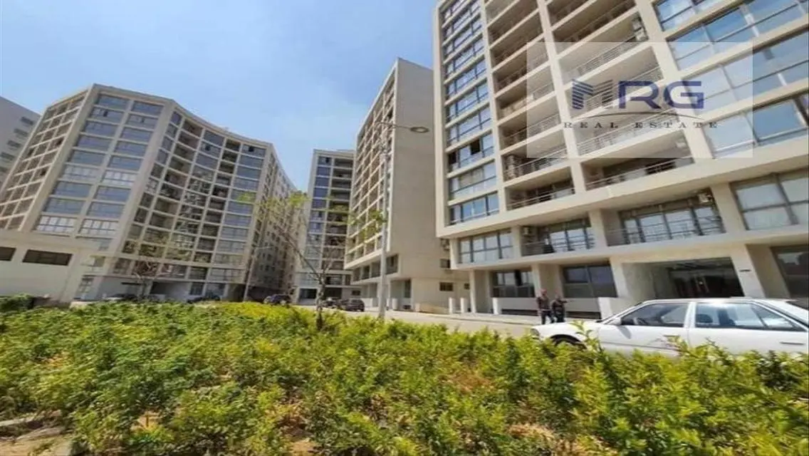 Apartment 185 sqm, 3 rooms, 3 bathrooms, living