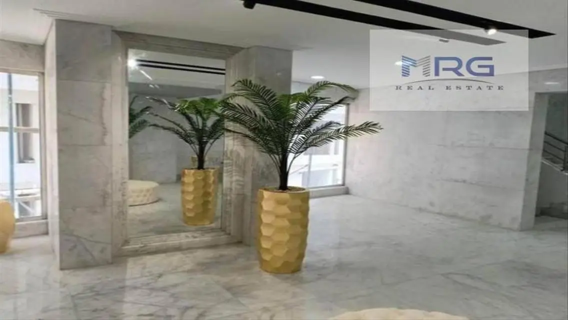 Apartment 185 sqm, 3 rooms, 3 bathrooms, living