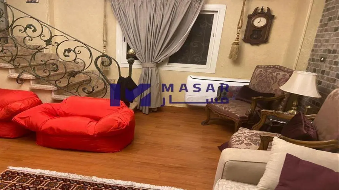 * فرصة رائعة للسكن في موقع مميز بحديقة ومدخل خاص!