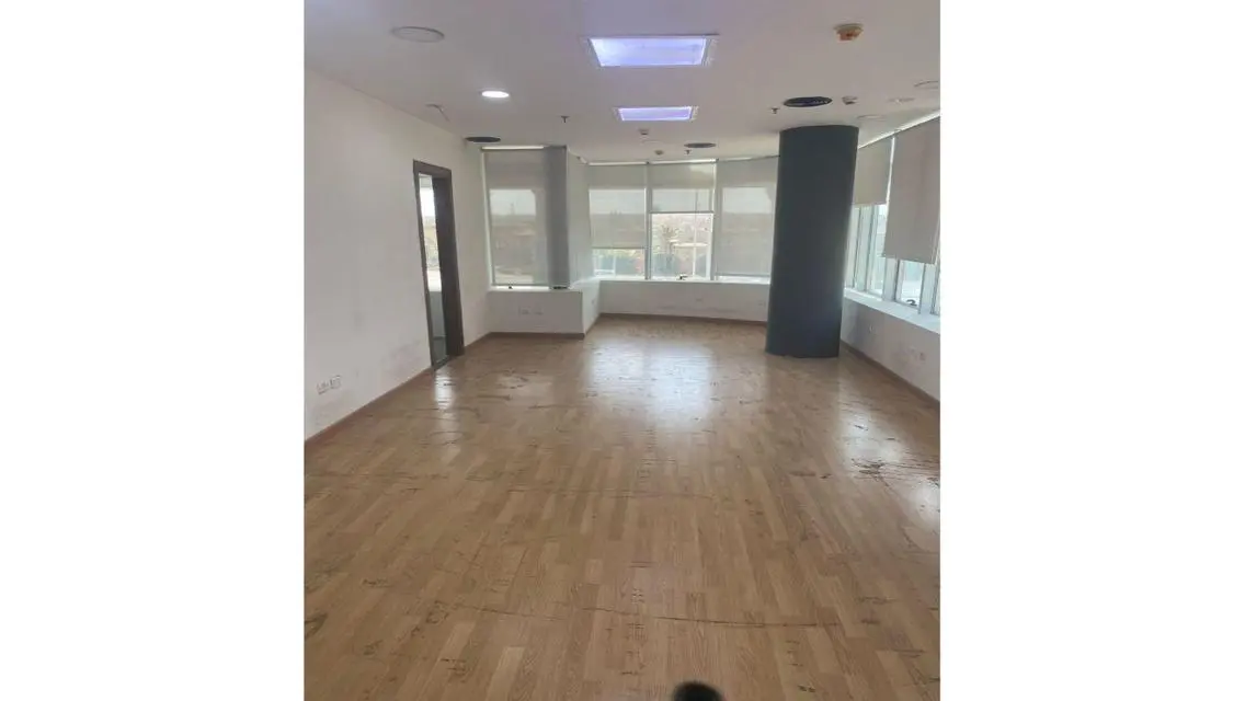 Admin office for Rent , 350 square meters