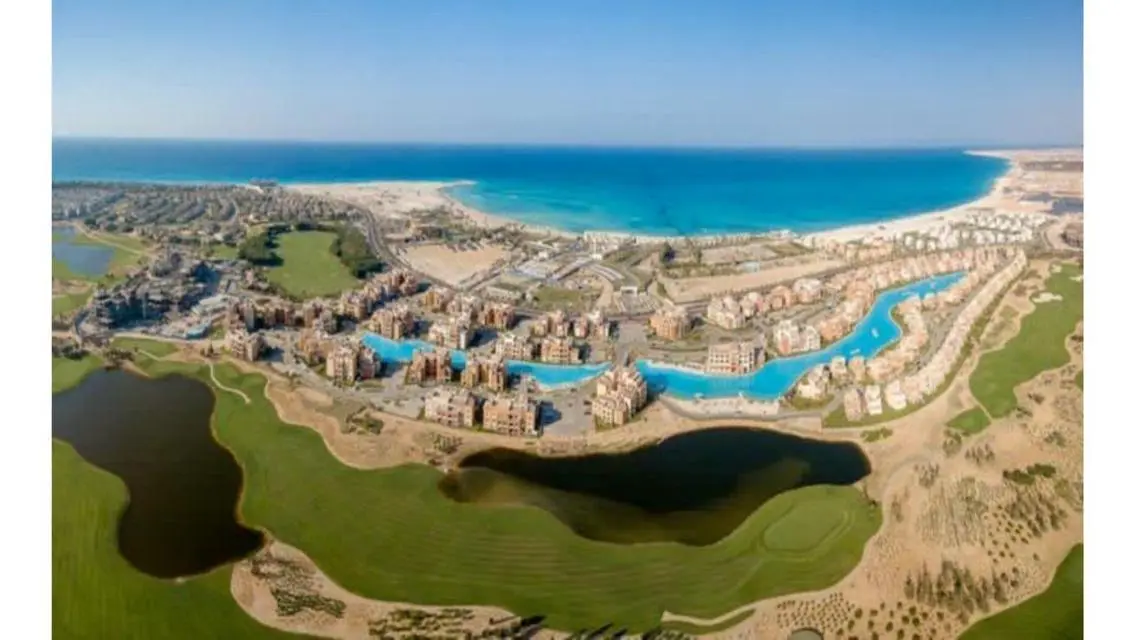 فيلا للايجار اول صف على البحرمراسى مرحله فالينسيا