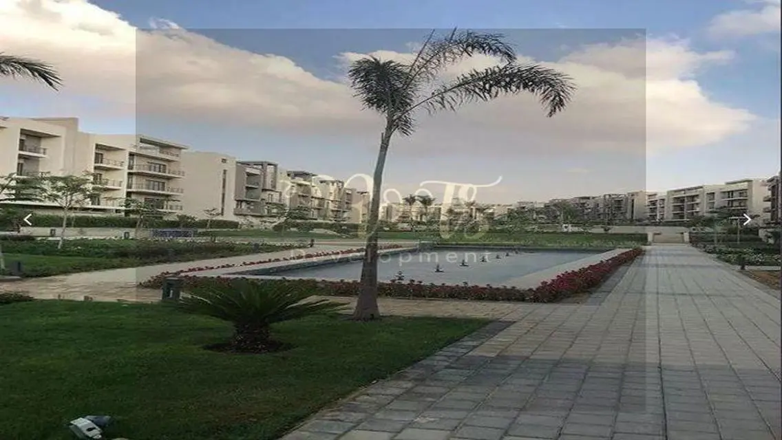 شقةللبيع 5%مقدم استلام سنةيطل علي جولدن سكوير