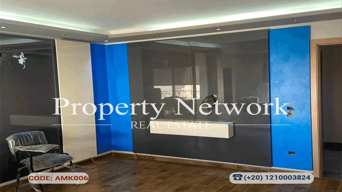 Administrative License Office for Sale in Sheraton