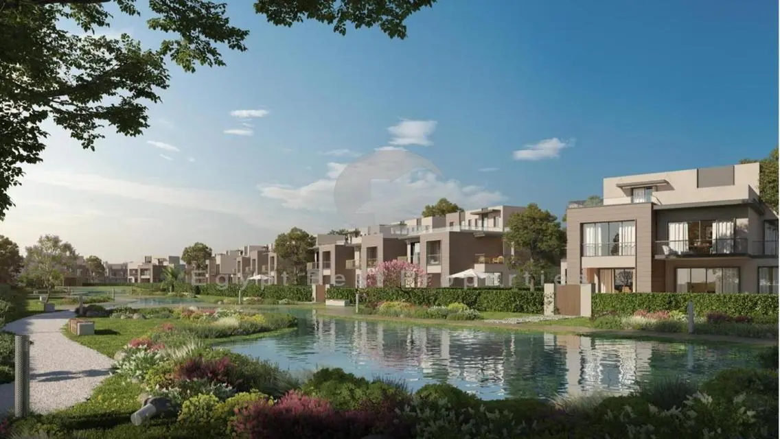 Own / Townhouse / Hyde Park / New Cairo / 5% DP