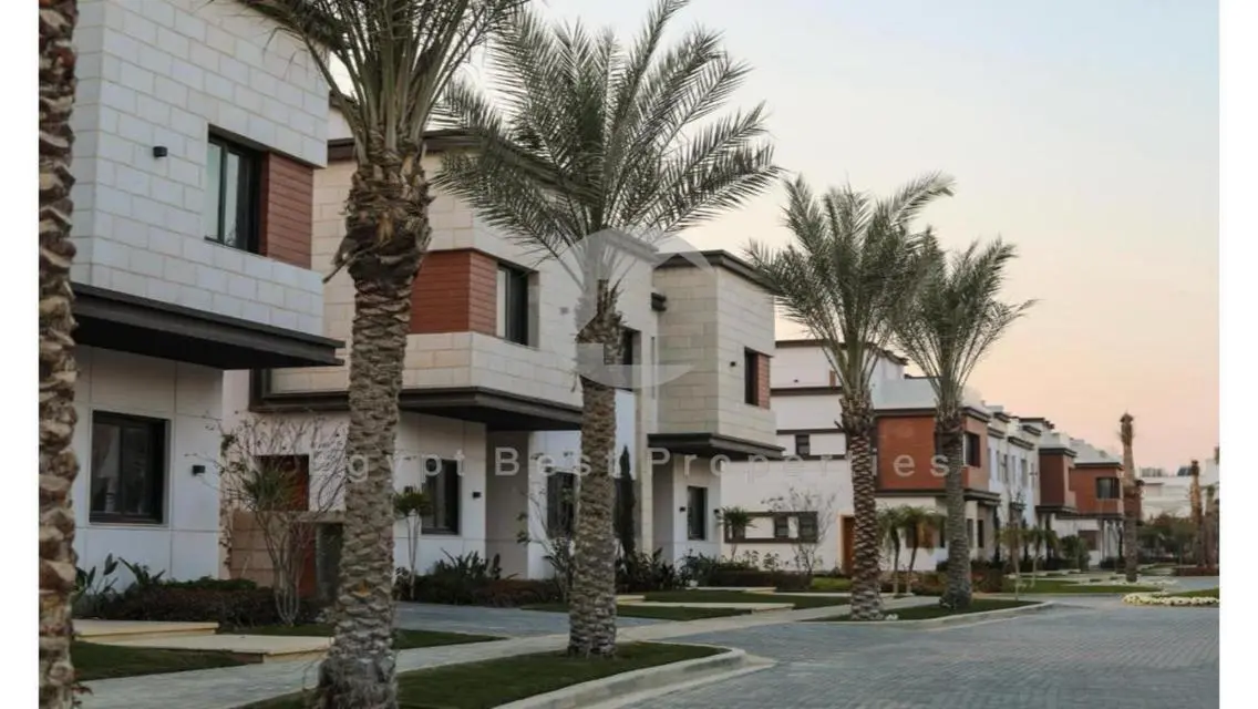 Stand Alone Prime Location At New Cairo Over 10 Y