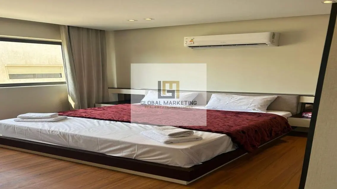 Very luxurious, ultra-modern furnished apartment