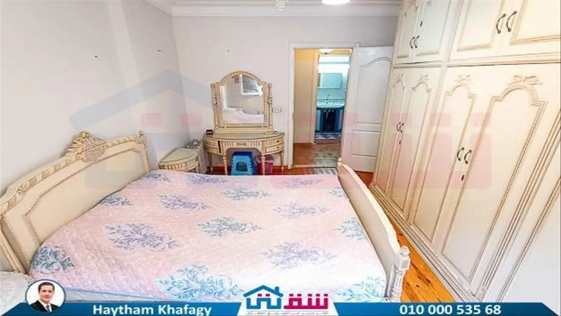 شقة للإيجار المفروش 200م رشدي - خطوات من شارع سوري