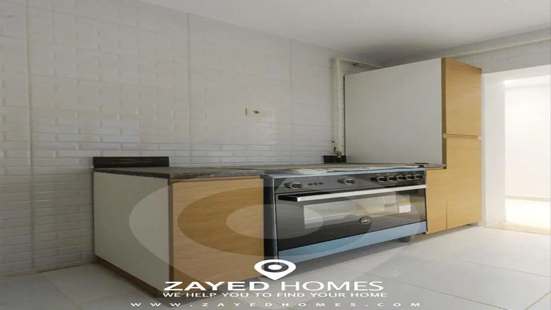 Luxurious Apartment at Six West - Spacious Layout