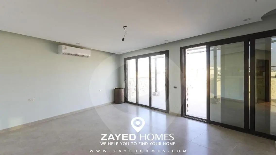 Luxurious Apartment at Six West - Spacious Layout