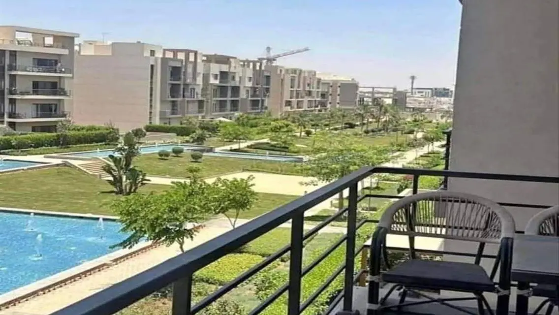 Apartments for sale in Fifth Square in New Cairo