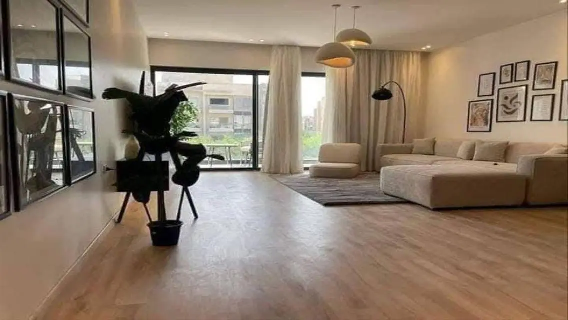 Apartments for sale in Fifth Square in New Cairo