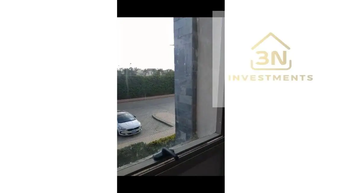وحدة مميزة جدا - بسعر لا يفوت - موقع متميز