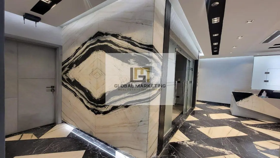 Finished Office 190 Sqm For rent in 90th St Direct