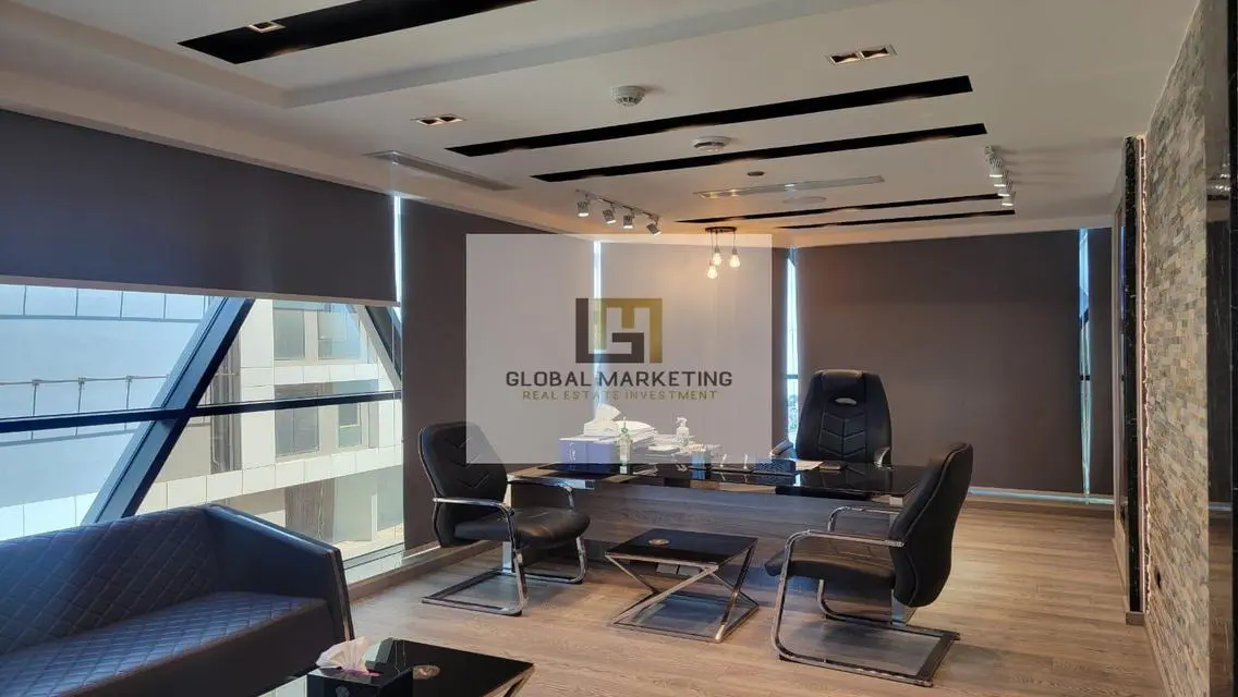 Finished Office 190 Sqm For rent in 90th St Direct