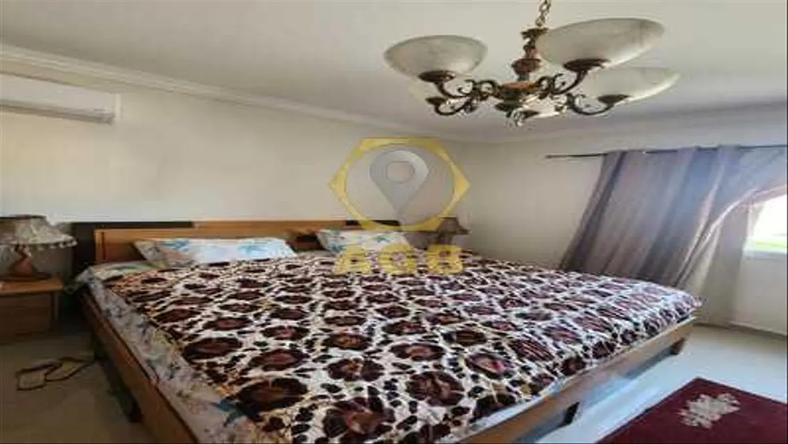 For sale, a 95-square-meter chalet, fully finished