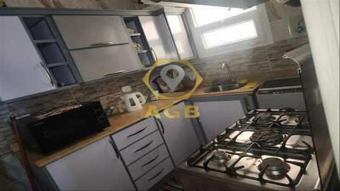 For sale, a 95-square-meter chalet, fully finished