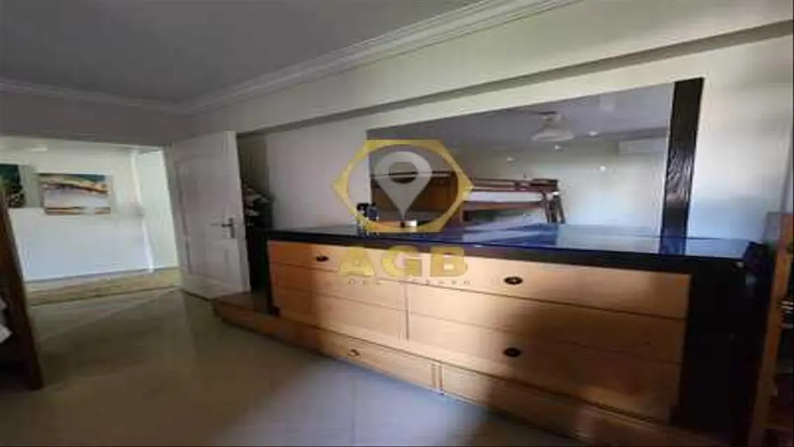 For sale, a 95-square-meter chalet, fully finished