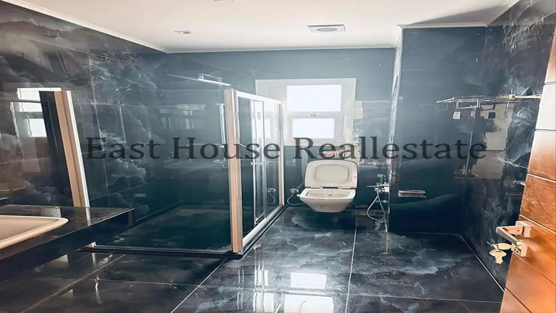 For rent a villa in Hyde Park Compound, Fifth Sett