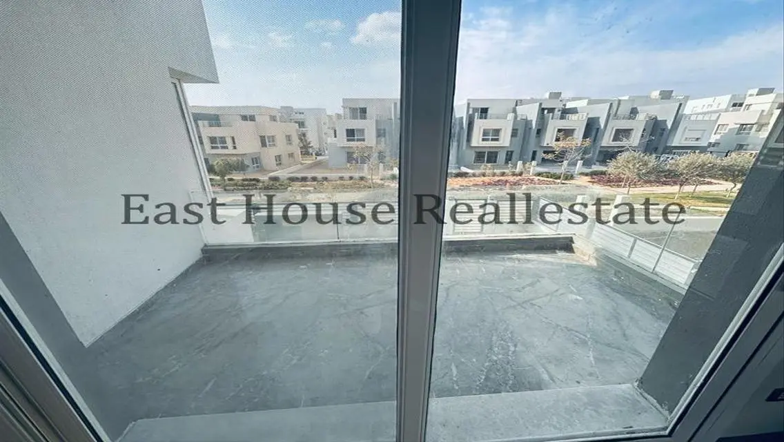 For rent a villa in Hyde Park Compound, Fifth Sett