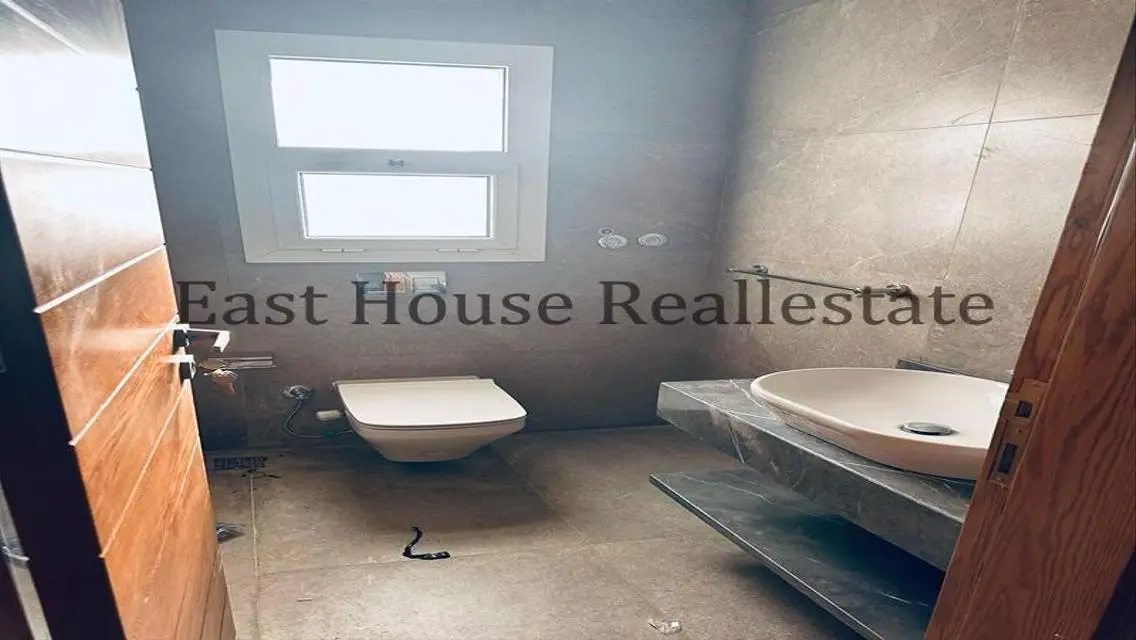 For rent a villa in Hyde Park Compound, Fifth Sett