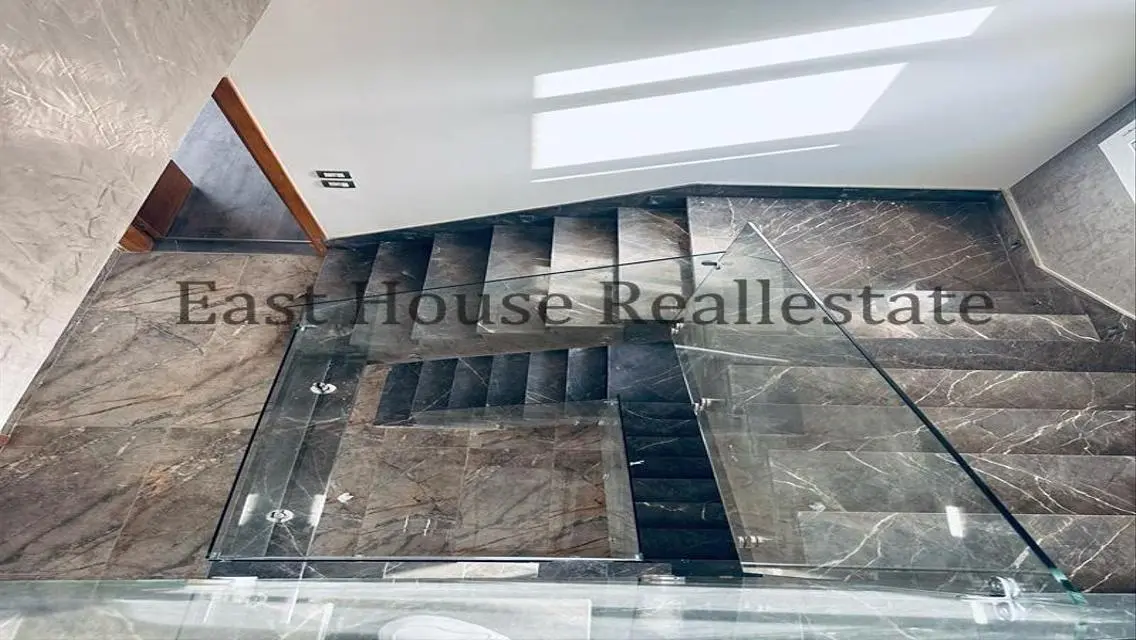 For rent a villa in Hyde Park Compound, Fifth Sett
