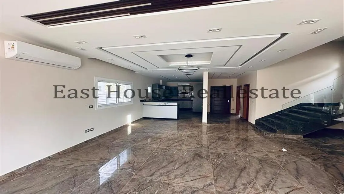For rent a villa in Hyde Park Compound, Fifth Sett