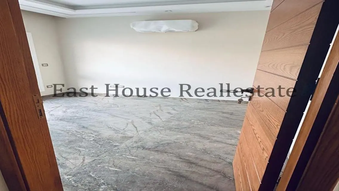 For rent a villa in Hyde Park Compound, Fifth Sett
