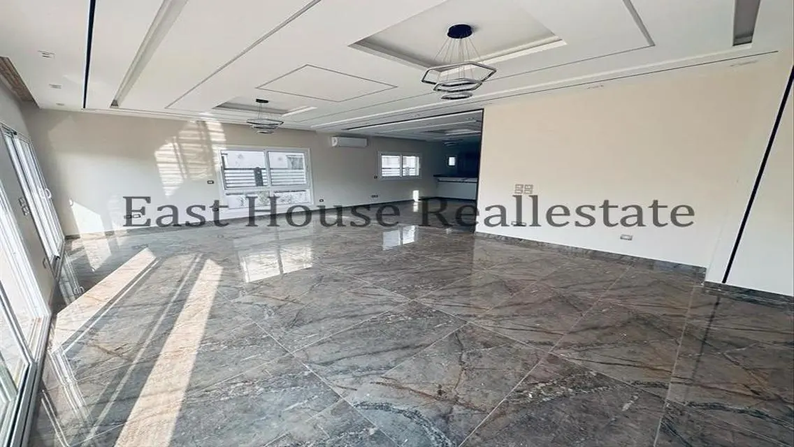 For rent a villa in Hyde Park Compound, Fifth Sett